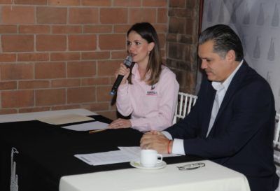 Daniela de los Santos Torres, reunión con integrantes de la Asociación de Industriales del Estado de Michoacán Asociación Civil (AIEMAC)