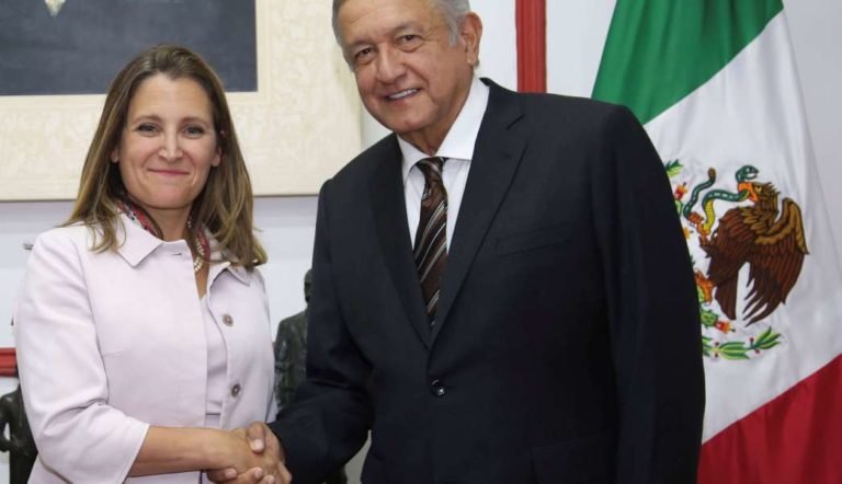 chrystia-freeland-y-andres-manuel-lopez-obrador