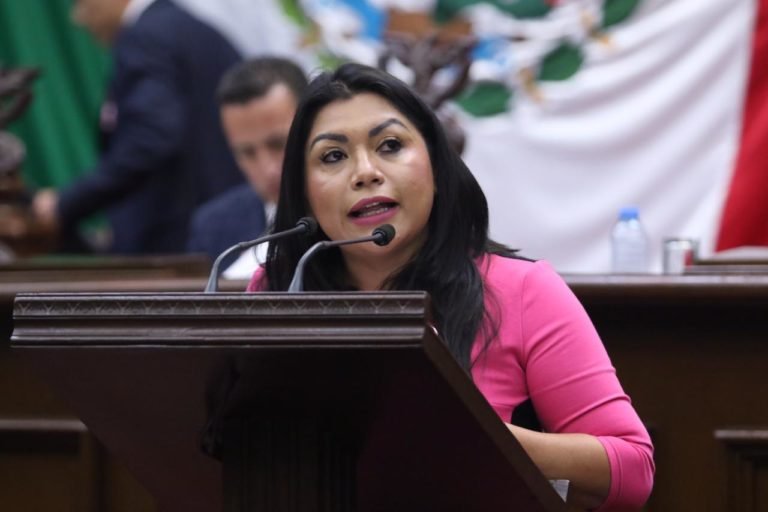 Brenda Tribuna 2