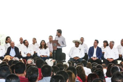 EPN y SAC en gira de Michoacán)