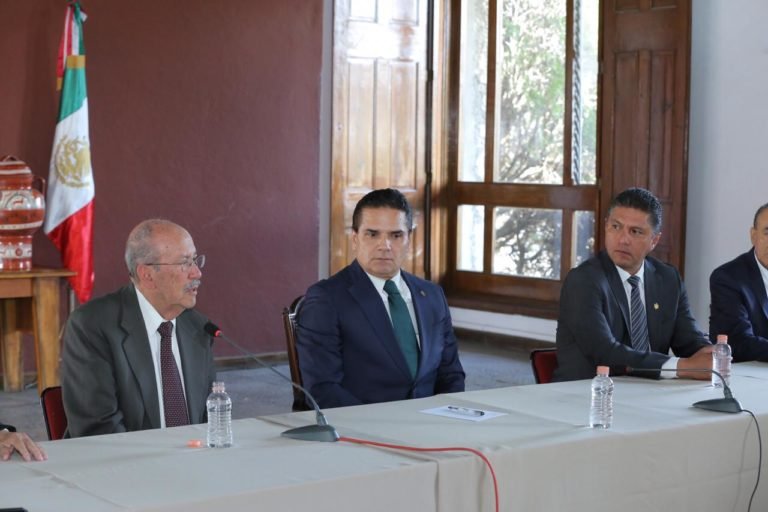 Comision de rectorías presenta