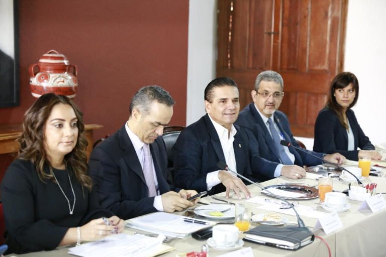 silvano gabinete
