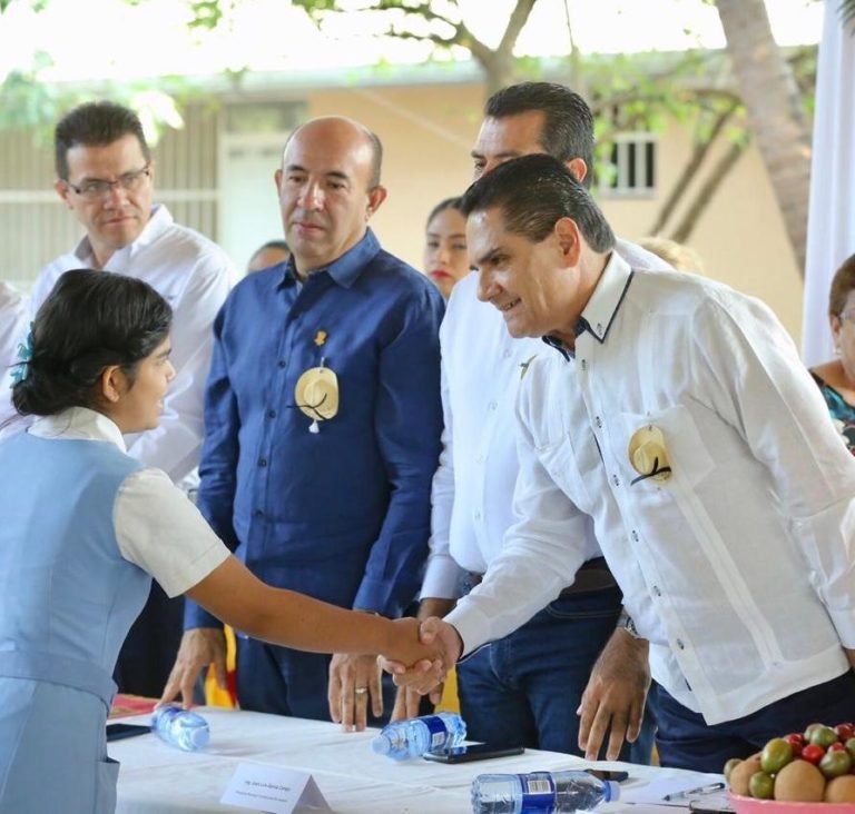 silvano educación