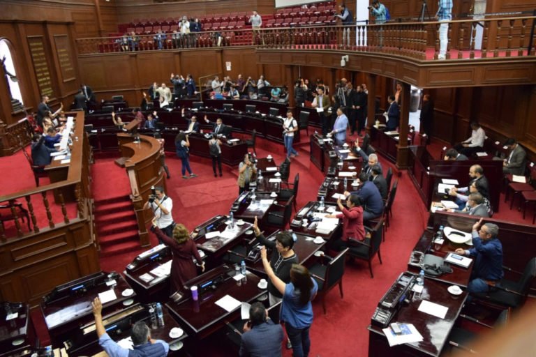 Diputado apoyo a empresarios