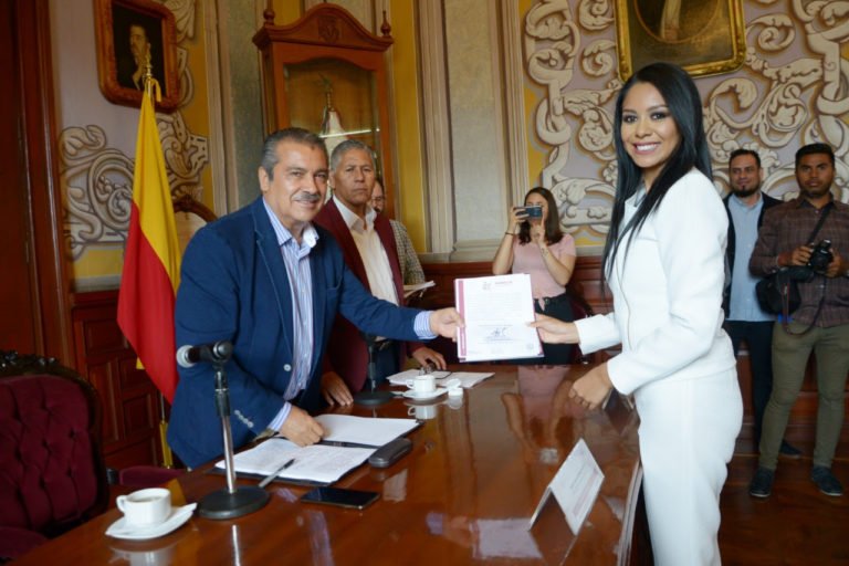 jefa de tenencia de Morelos