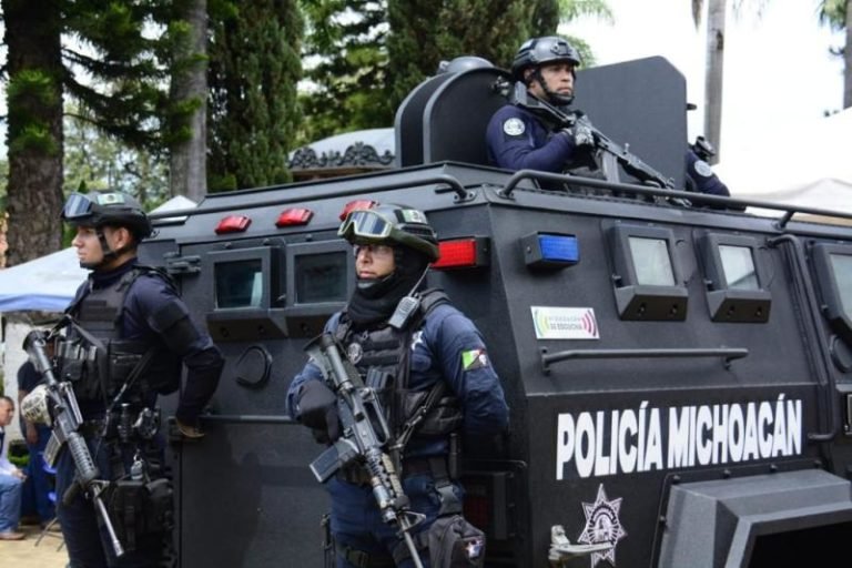 Policía-Michoacán