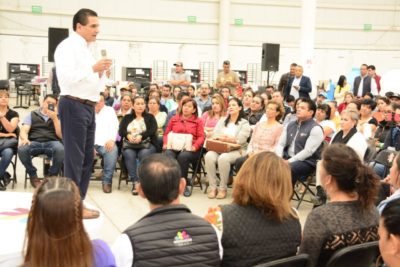 Silvano apoyos a madres solteras