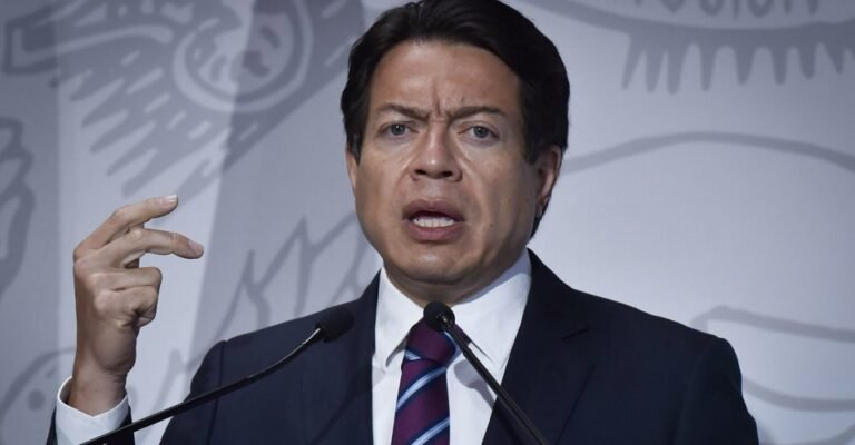 Mario Delgado, coordinador de Morena en la Cámara de Diputados, durante conferencia de prensa.