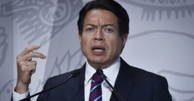 Mario Delgado, coordinador de Morena en la Cámara de Diputados, durante conferencia de prensa.