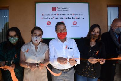 Inaugura Víctor Báez primera escuela en Michoacán para prevenir, atender y erradicar la violencia contra las mujeres