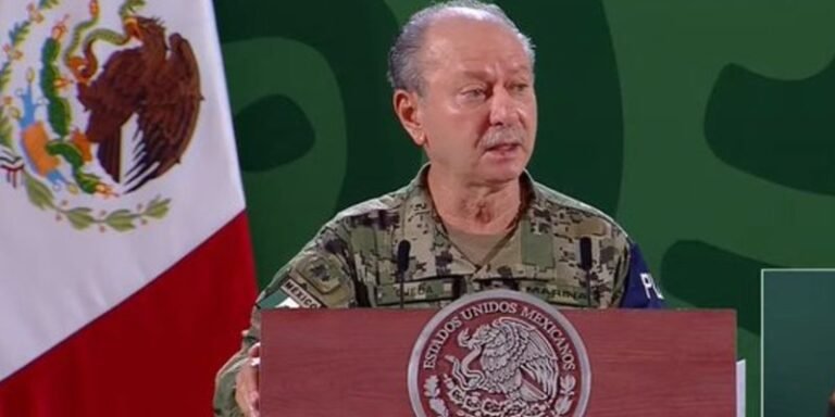rafael_ojeda_funcionarios_hon.2e16d0ba.fill-800x400-c100