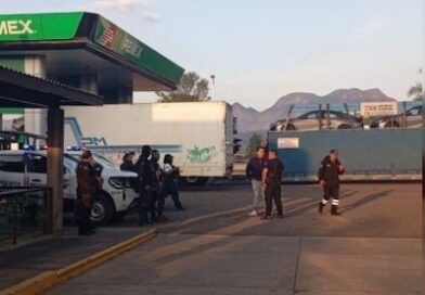 Comando intenta apoderarse de nodriza con autos 2025