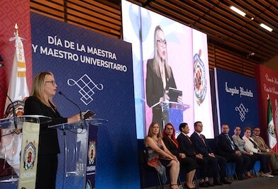 Trabajamos para seguir cumpliendo con las maestras y los maestros nicolaitas: Yarabí Ávila