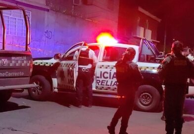 Un adulto mayor, fue herido de un balazo en el cuello tras ser despojado de su celular y 700 pesos, por asaltantes.
