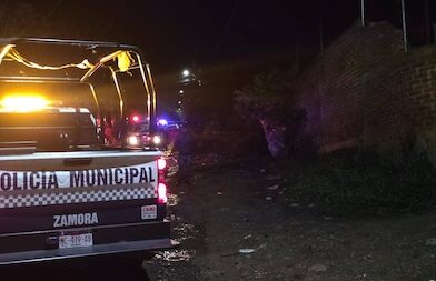 Sujetos armados atacaron a balazos a una joven y dos adolescentes quienes resultaron heridos.
