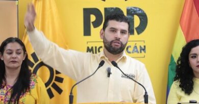 Habitantes de Morelia pagan agua sin recibirla; Octavio Ocampo llama a frenar injusticias