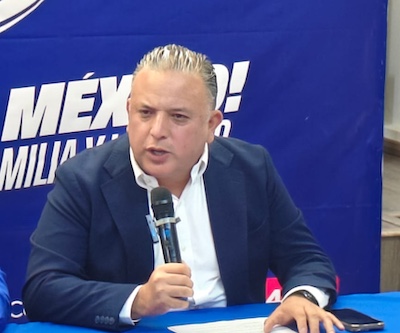 A la primera que haga, Salas deja la coordinación del GPPAN: Carlos Quintana