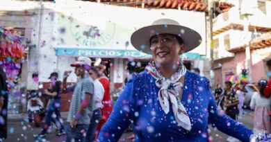 Quiroga vibra con alegría y tradición en el Martes de Carnaval