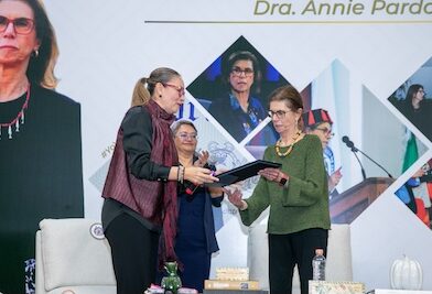 La doctora Annie Pardo incentiva a las y los estudiantes nicolaitas a convertirse en los futuros investigadores