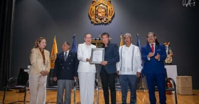 Por primera vez en la historia de la UMSNH, se reconoce la trayectoria y entrega de quienes han dedicado su vida a la radio y la televisión en Michoacán