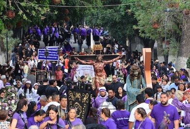 Más de 60 mil personas acompañan la Procesión del Silencio: Alfonso Martínez Alcázar