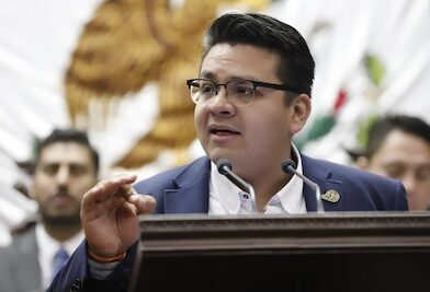 Tras presentación de iniciativa en materia electoral, Toño Carreño sostiene que antes y después de la elección los votos ciudadanos deben valer lo mismo