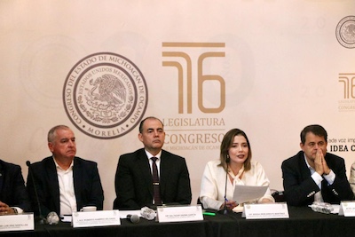 La seguridad no puede seguir improvisándose; requiere mandos preparados