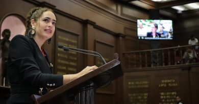 Sandra Arreola presenta iniciativa para garantizar intérpretes de Lengua de Señas en los Servicios de Salud de Michoacán