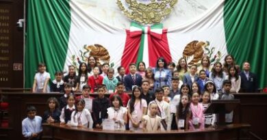 Vanhe Caratachea logra que niñas y niños tomen decisiones en sus municipios