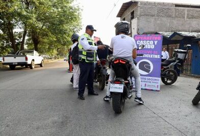 Refuerzan operativos contra motos ruidosas en Uruapan; aseguran 12 unidades