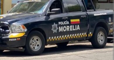 A punta de pistola despojan a tesoreros de El Calvario de más de 231 mil pesos, tras salir de banco en Morelia