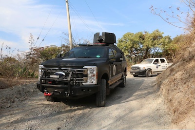 Despliegan operativo por terrestre y aéreo en Villa Madero.