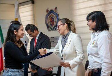 Egresado nicolaita obtén tu titulo!, Puedes realizar el trámite en liena