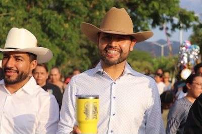 Destaca Octavio Ocampo producción platanera en inauguración de la Feria Regional del Plátano en Coahuayana