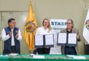 Historica alianza entre la UMSNHy STASPE; Yarabí Ávila y Antonio Ferreyra signan convenio de colaboración.