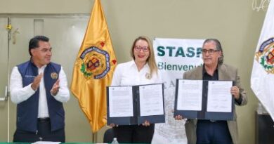 Historica alianza entre la UMSNHy STASPE; Yarabí Ávila y Antonio Ferreyra signan convenio de colaboración.