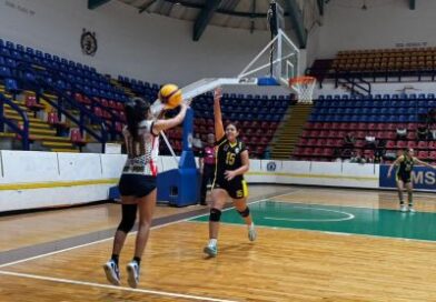 Universidad Estatal reanuda actividades; equipo de básquetbol de la UMSNH califica al regional.