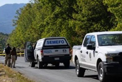 Ataque armado contra autoridades comunales deja tres muertos en la costa de Michoacán