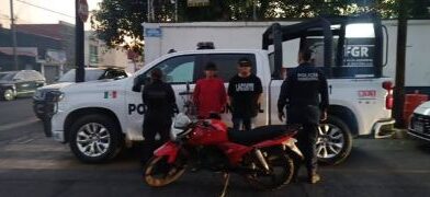 Detienen a tres sujetos con droga y arma de fuego en Uruapan