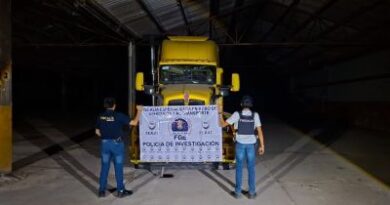 Recupera FGE tractocamión con cuatro toneladas de aguacate, robado con violencia en Zinapécuaro*