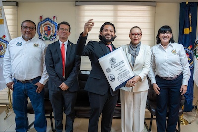Rotundo éxito, programa de disminución de costo de titulación de la UMSNH; más de 3,600 nicolaitas beneficiados