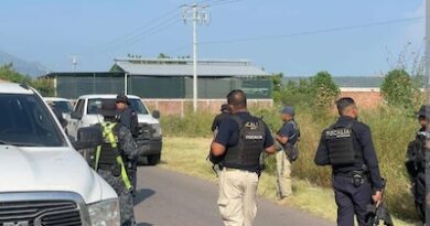Fiscalía fortalece investigación contra ocho policías del municipio de Zacapu detenidos en Coeneo.