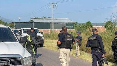 Fiscalía fortalece investigación contra ocho policías del municipio de Zacapu detenidos en Coeneo.