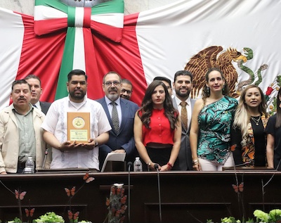Tras entrega de Reconocimiento al Mérito Ambiental, Octavio Ocampo remarca que ambientalistas necesitan acompañamiento y recursos ppublicos