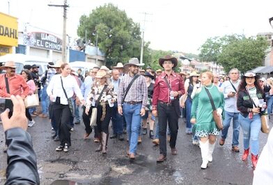 El sonido del pífano mantiene viva la grandeza de Michoacán: Octavio Ocampo