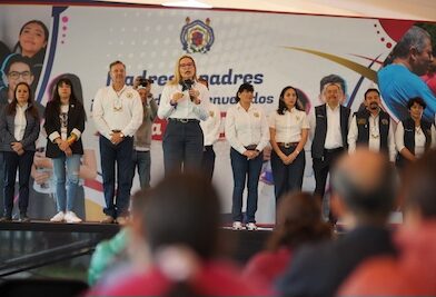 Universidad Michoacana, madres y padres de familia, hagamos equipo: Rectora