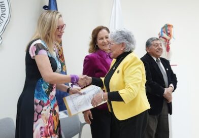 Celebrar 50 años de Radio y TV Nicolaita, nos invita a mirar al futuro: Yarabí Ávila