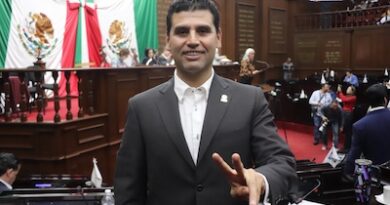 Octavio Ocampo celebra aprobación de reforma constitucional contra la reelección inmediata