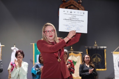 UMSNH, recibe la venera al mérito institucional en el fortalecimiento del estado de derecho por parte de la Comunidad Jurídica