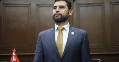 Octavio Ocampo expresa solidaridad con familias de migrantes michoacanos